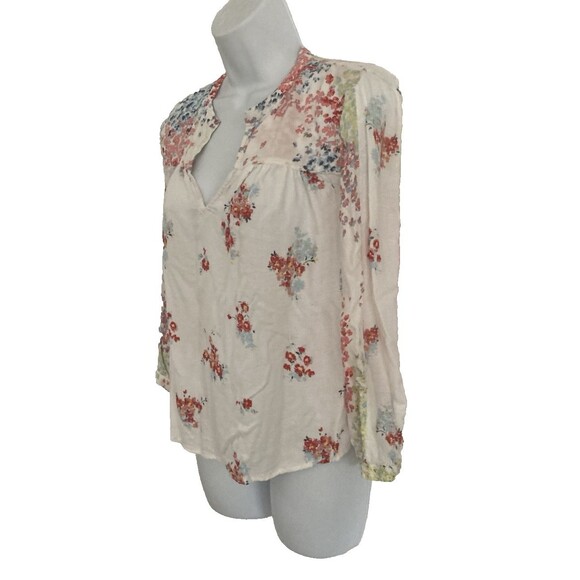 LUCKY BRAND Smocked Top Womens Size S V-Neck White Red Floral Print Blouse Boho - Picture 1 of 9